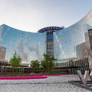 4* Szálloda Park By Radisson West