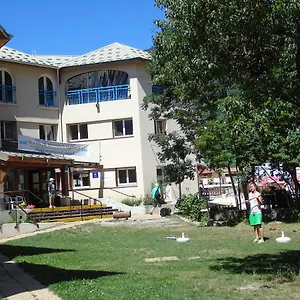 Le Rabuons Hotel Saint-Étienne-de-Tinée
